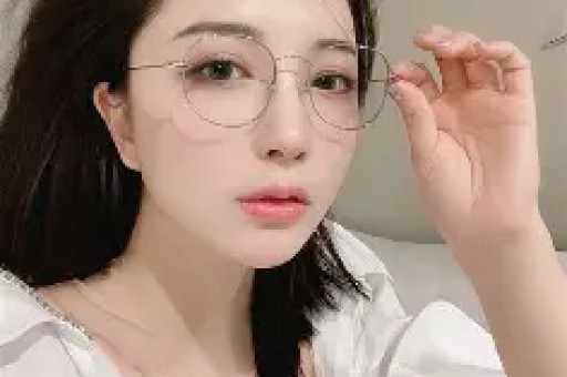 从一夜爆红到人设崩塌郭有才最大的失误就是关闭直播打赏